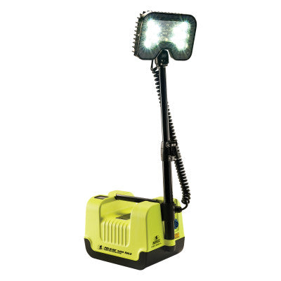 Remote Area Lighting System, 21W, 1,600 lm, Black/Green, 12.6 in Cord